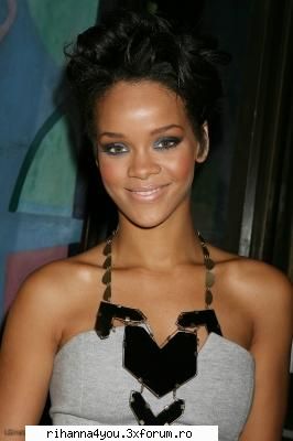 Poze - Admin - ..:: Rihanna ::..