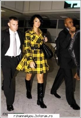 Poze - Admin - ..:: Rihanna ::..