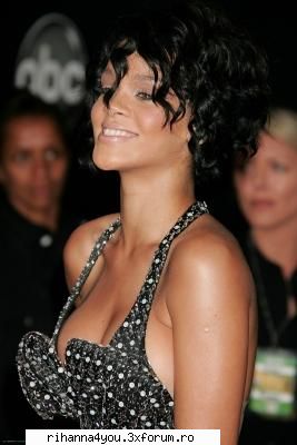 Poze - Admin - ..:: Rihanna ::..