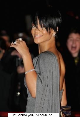 Poze - Admin - ..:: Rihanna ::..