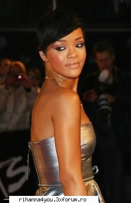 Poze - Admin - ..:: Rihanna ::..