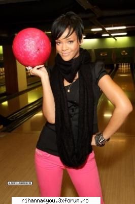 Poze - ***Winnie-Any*** - ..:: Rihanna ::..